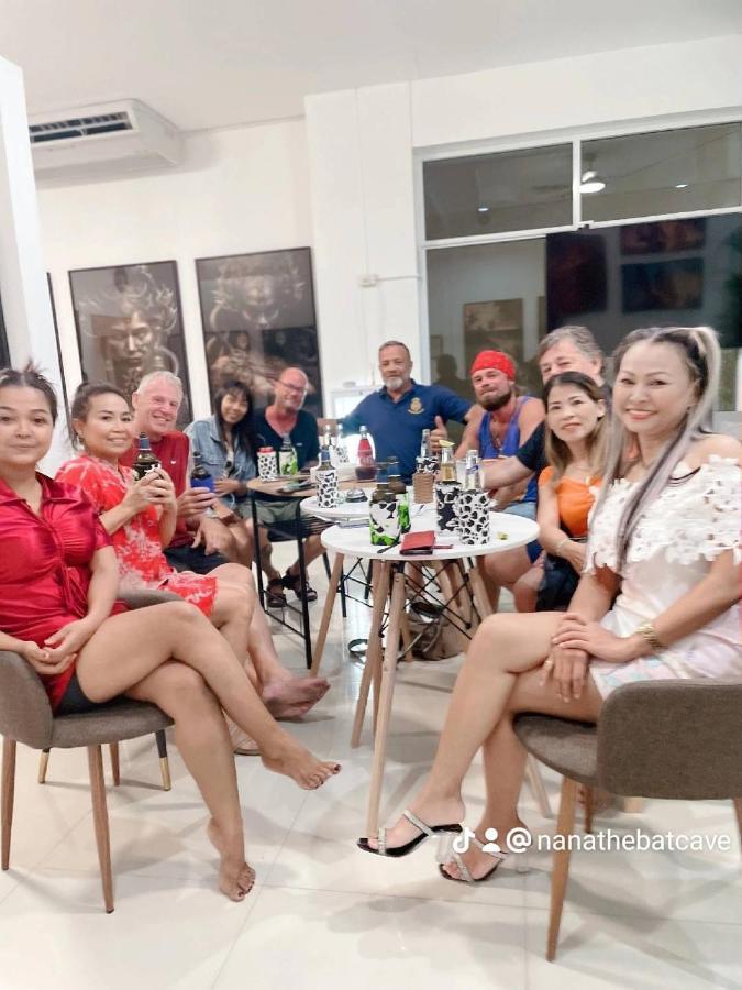 Cafe Nana Hotel Nong Prue エクステリア 写真