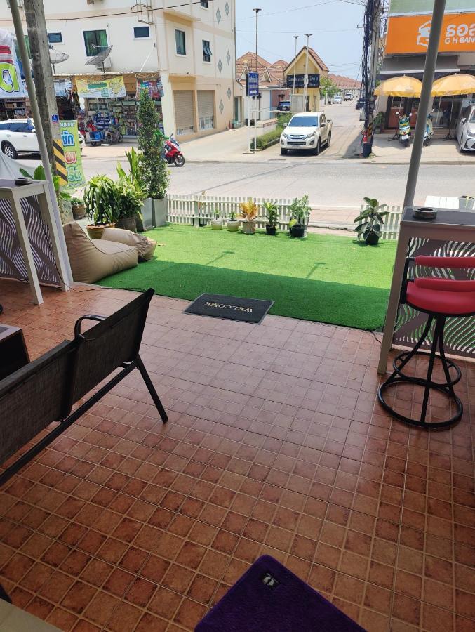 Cafe Nana Hotel Nong Prue エクステリア 写真