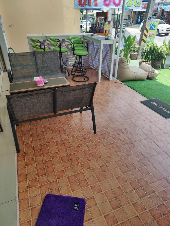 Cafe Nana Hotel Nong Prue エクステリア 写真
