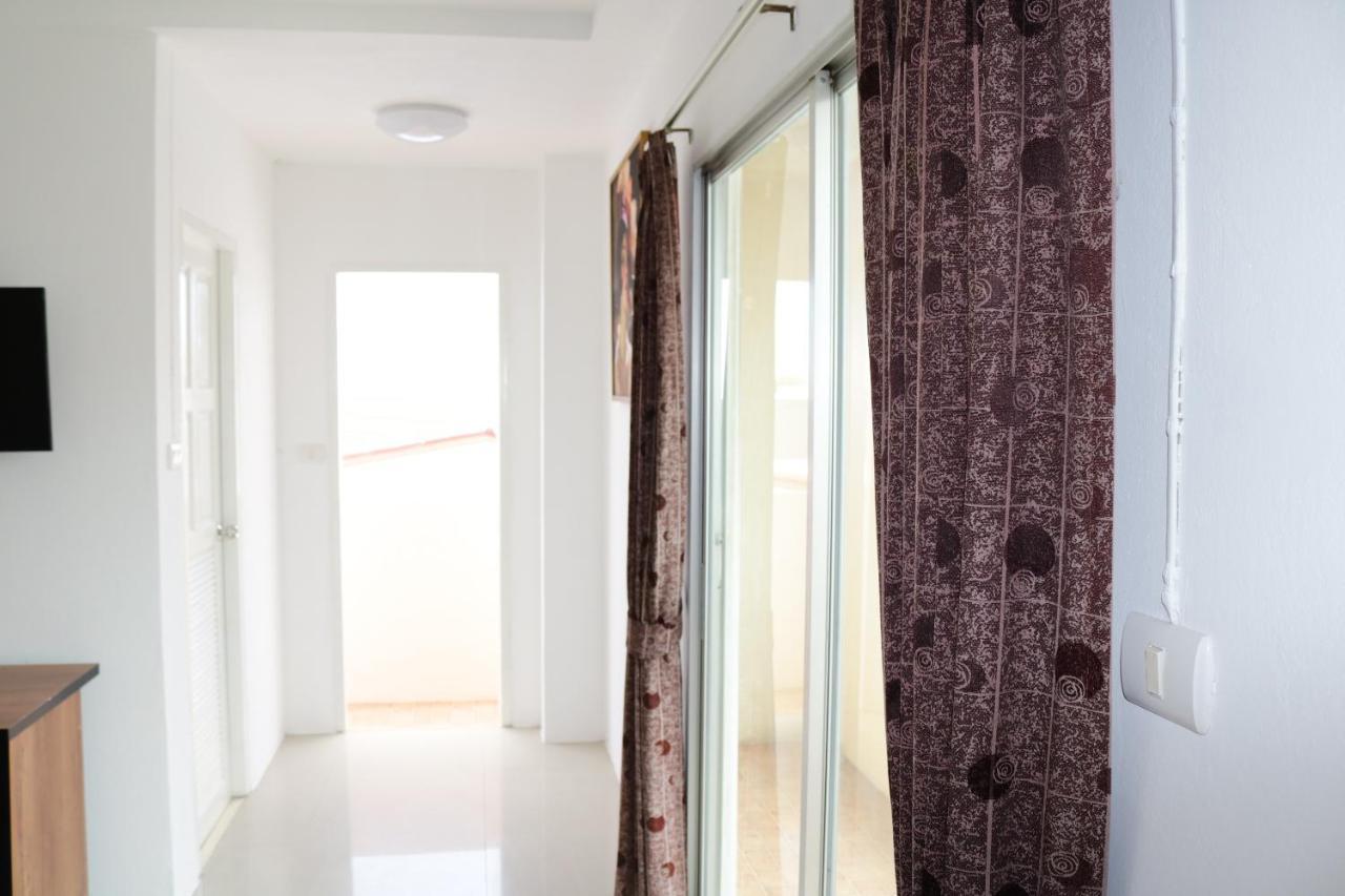 Cafe Nana Hotel Nong Prue エクステリア 写真